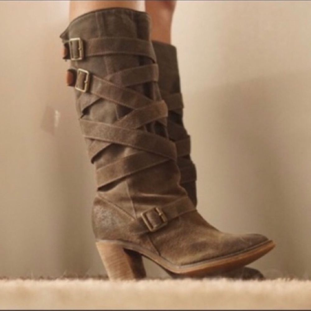 Jeffrey Campbell Suede boots